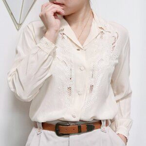 70s Light Cream Long Sleeve Silk Blouse w/ Floral Embroidered Cutout Neckline